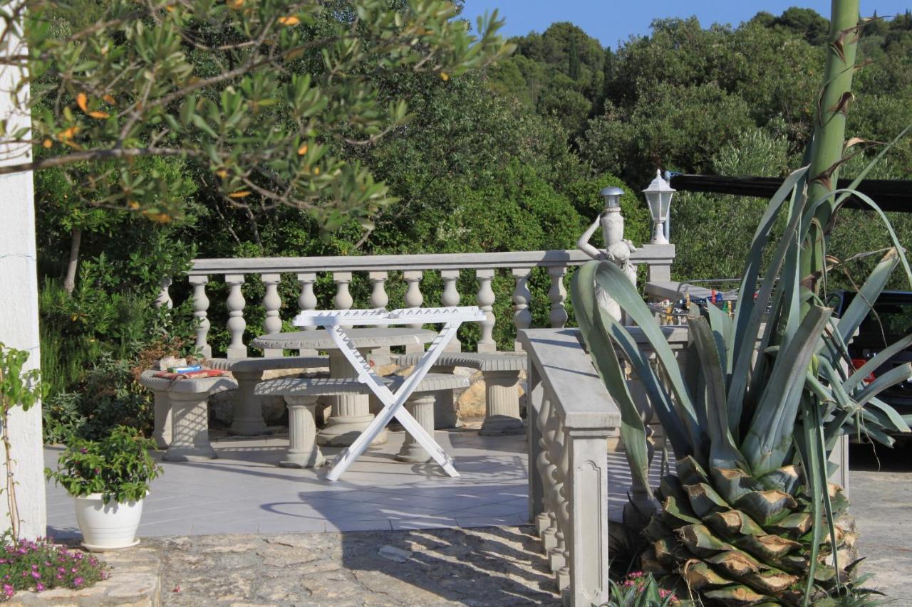 Apartments With A Parking Space Preko, Ugljan - 8224 מראה חיצוני תמונה