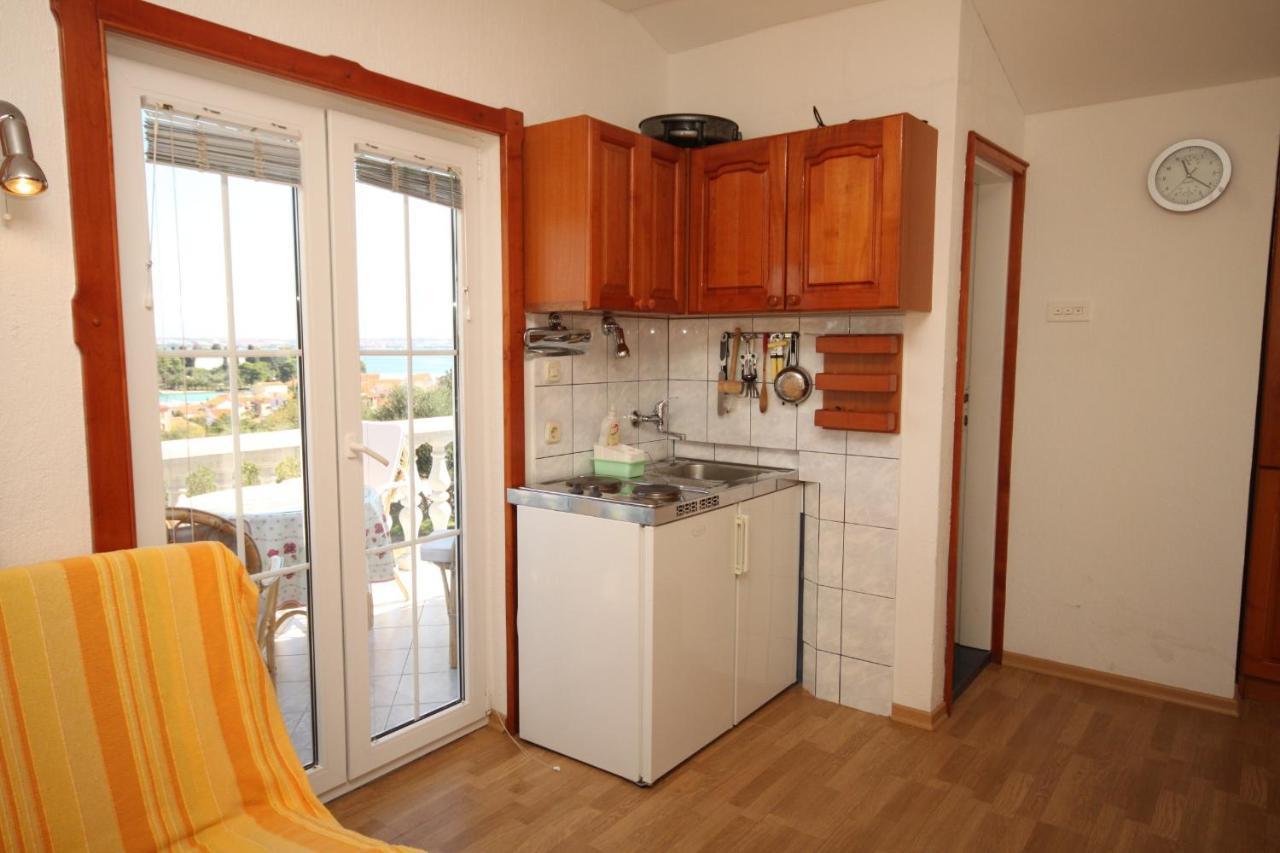 Apartments With A Parking Space Preko, Ugljan - 8224 מראה חיצוני תמונה