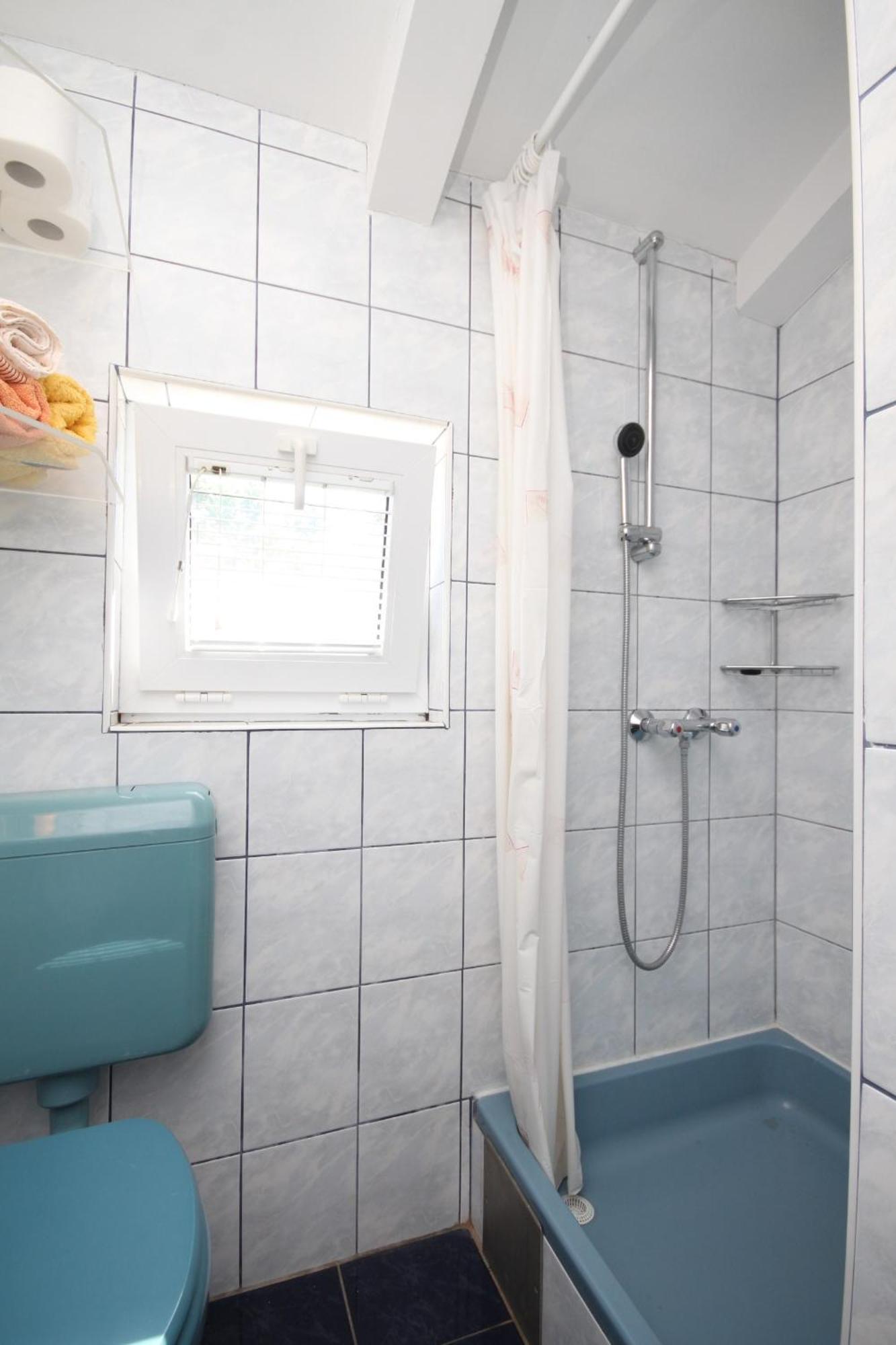 Apartments With A Parking Space Preko, Ugljan - 8224 חדר תמונה