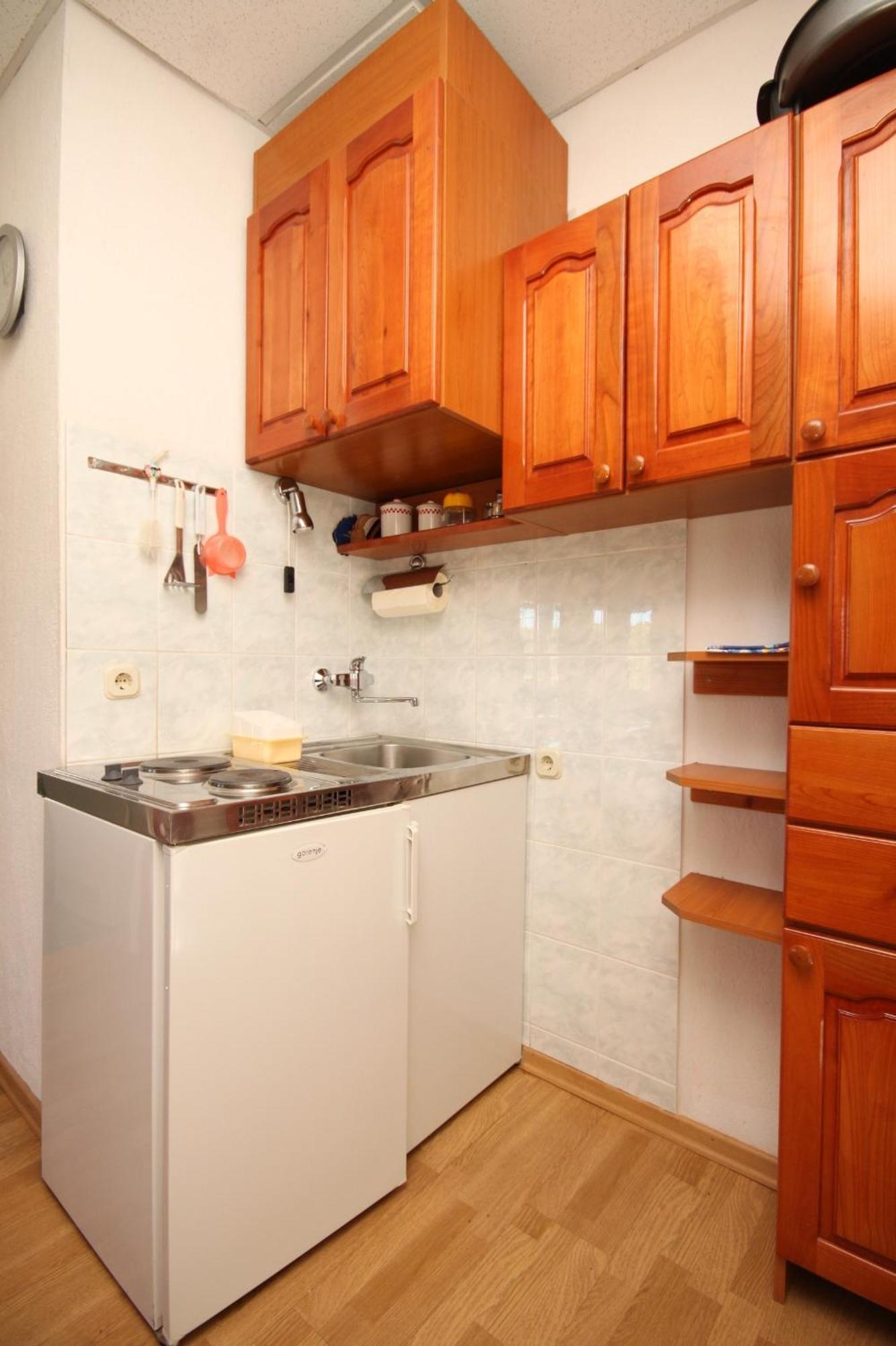 Apartments With A Parking Space Preko, Ugljan - 8224 חדר תמונה