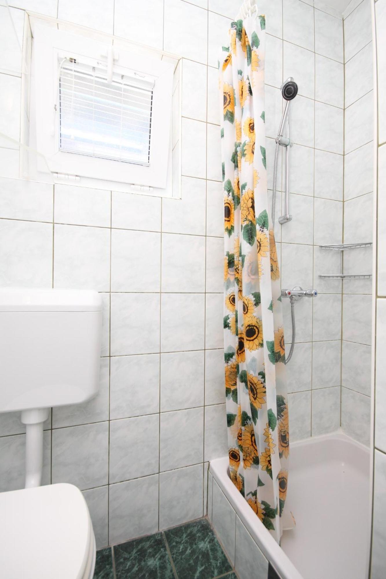 Apartments With A Parking Space Preko, Ugljan - 8224 חדר תמונה