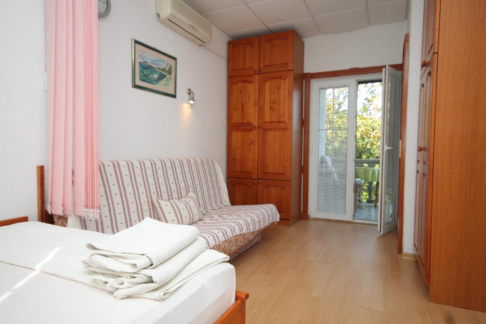 Apartments With A Parking Space Preko, Ugljan - 8224 חדר תמונה