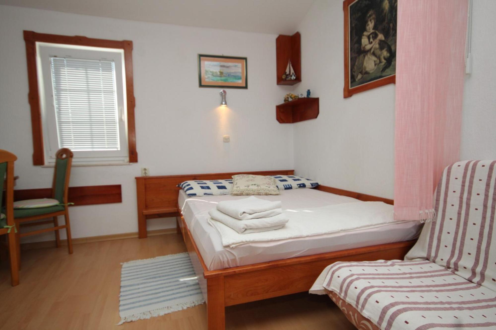 Apartments With A Parking Space Preko, Ugljan - 8224 חדר תמונה